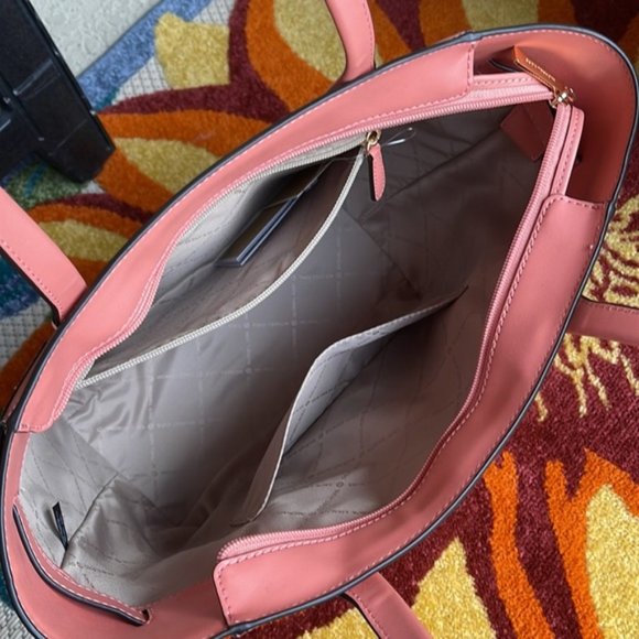 Michael Kors Carmen Large Leather NS Tote Sherbert - Picture 12 of 16